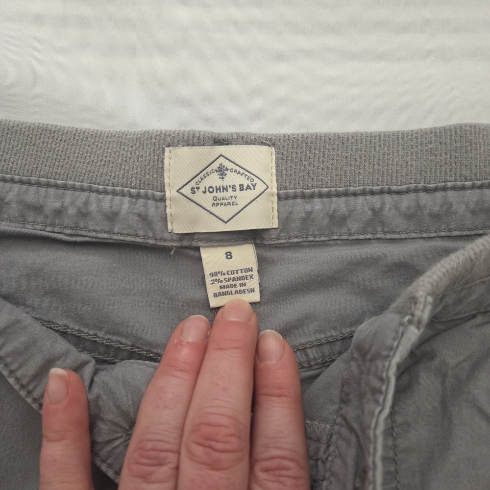 St. John's Bay Gray Capris - Picture 2 of 5